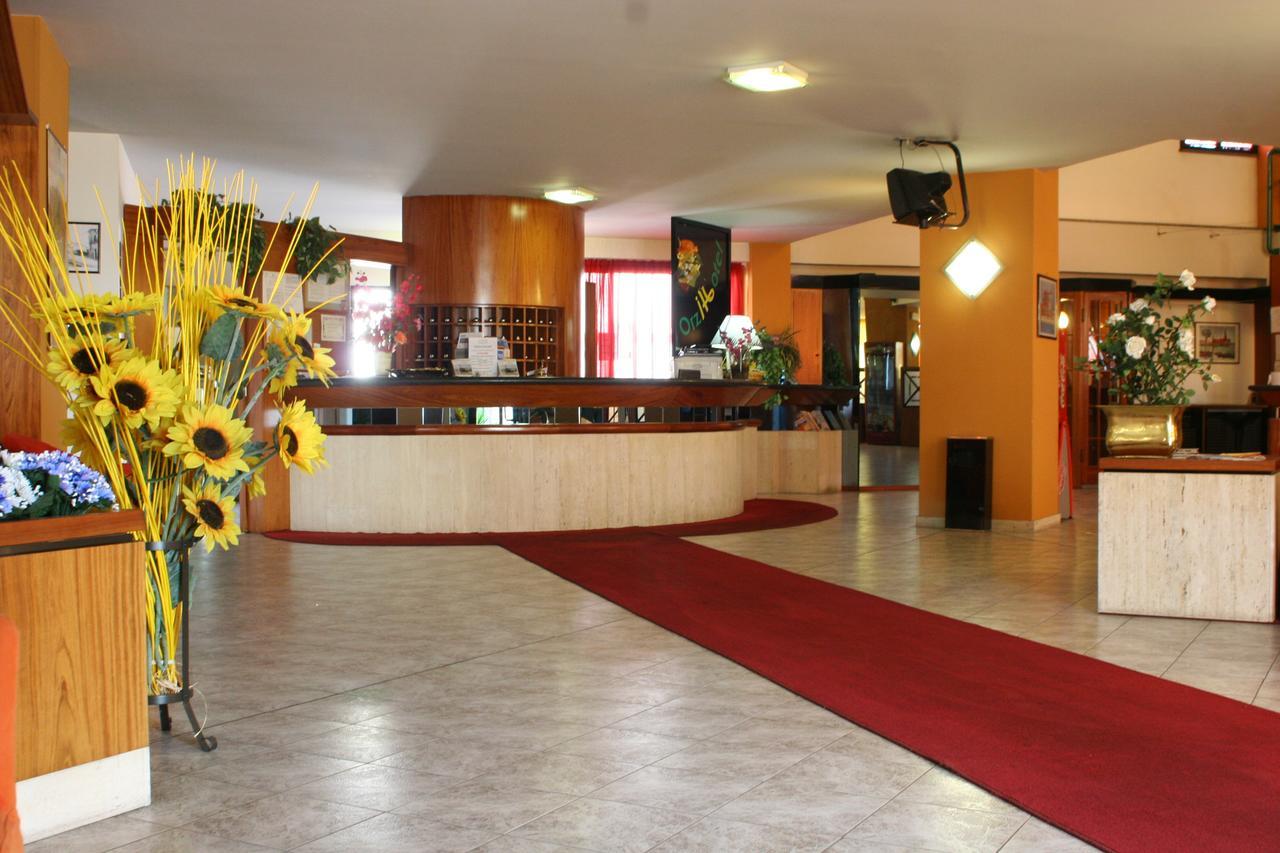 Orzihotel Orzivecchi Exterior photo